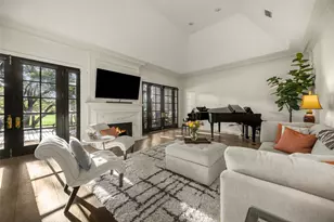 13715 Creekside Pl, Dallas, TX 75240 - Photo 6