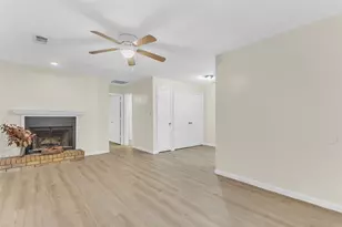 209 W Trinity St, Forney, TX 75126 - Photo 4