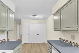 209 W Trinity St, Forney, TX 75126 - Photo 6