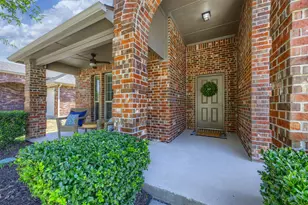 2536 Shooting Star Dr, McKinney, TX 75071 - Photo 4
