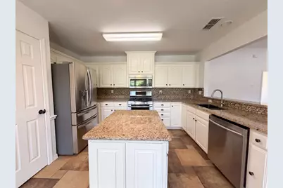 1623 W Pleasant Drive, Midlothian, TX 76065 - Photo 2