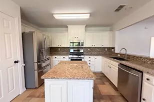 1623 W Pleasant Dr, Midlothian, TX 76065 - Photo 2
