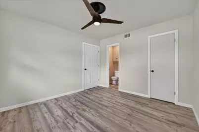 5500 Wheaton Drive, Fort Worth, TX 76133 - Photo 20