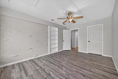 5500 Wheaton Drive, Fort Worth, TX 76133 - Photo 12