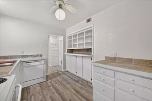 5500 Wheaton Dr, Fort Worth, TX 76133 - Photo 8