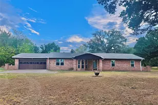 2484 Co Rd 2324, Como, TX 75431 - Photo 1