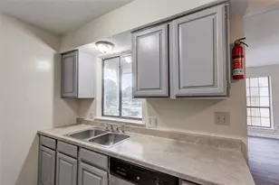 201 W Trinity St, Forney, TX 75126 - Photo 4