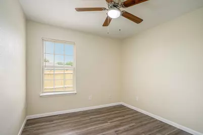 2200 Brookes Street #B, Fort Worth, TX 76105 - Photo 4