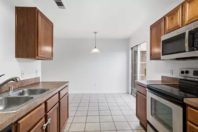 6904 Bountiful Grove Drive, McKinney, TX 75070 - Photo 12