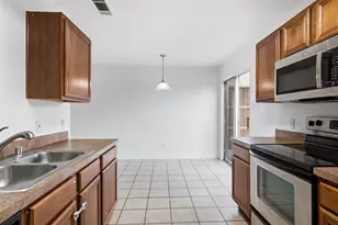 6904 Bountiful Grove Dr, McKinney, TX 75070 - Photo 12