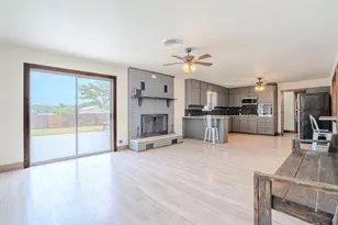 2212 Acton Hwy, Granbury, TX 76049 - Photo 28
