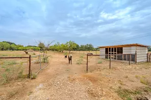 2212 Acton Hwy, Granbury, TX 76049 - Photo 18