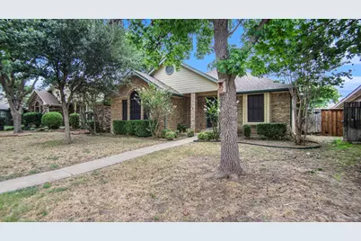 6908 Bentley Avenue, Fort Worth, TX 76137 - Photo 2