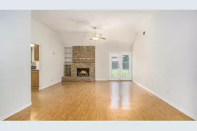 6908 Bentley Avenue, Fort Worth, TX 76137 - Photo 6