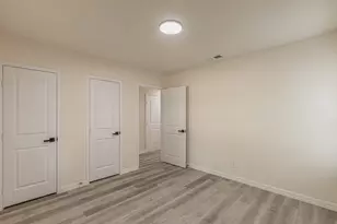 426 NE 29th St, Grand Prairie, TX 75050 - Photo 20