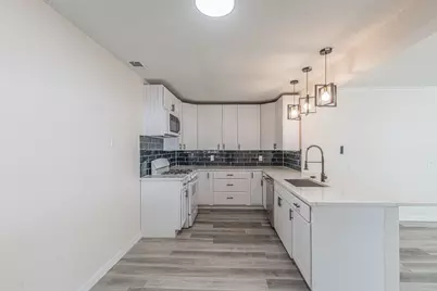 426 NE 29th Street, Grand Prairie, TX 75050 - Photo 12