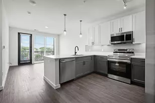 1100 N Zang Blvd, Dallas, TX 75203 - Photo 14