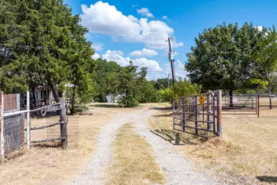 5562 Cedar Creek Drive, Kemp, TX 75143 - Photo 4