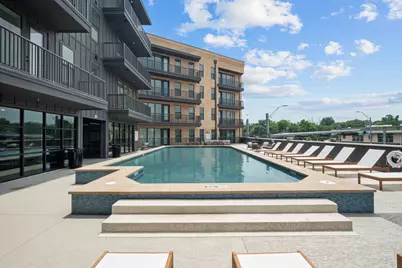 1100 N Zang Boulevard #408, Dallas, TX 75203 - Photo 2