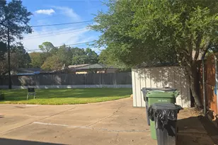 1611 Park Ridge Terrace, Arlington, TX 76012 - Photo 4