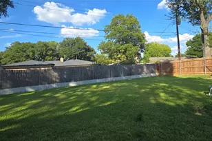 1611 Park Ridge Terrace, Arlington, TX 76012 - Photo 1