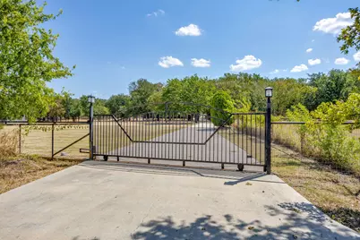 [Address not provided], Springtown, TX 76082 - Photo 2