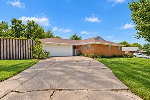 7316 N Stone Meadow Circle, Rowlett, TX 75088 - Photo 1