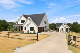 1065 Whispering Oaks, China Spring, TX 76633 - Photo 2