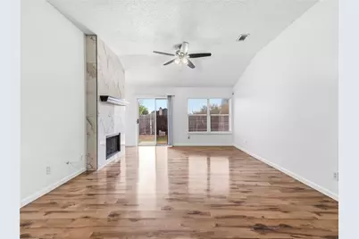 6805 Red Rock Trail, Watauga, TX 76137 - Photo 16
