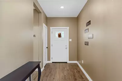 402 Peabody Street, Hillsboro, TX 76645 - Photo 2