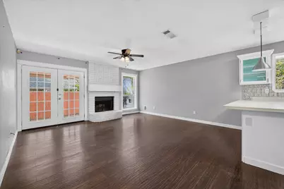 7001 Bentley Avenue, Fort Worth, TX 76137 - Photo 10