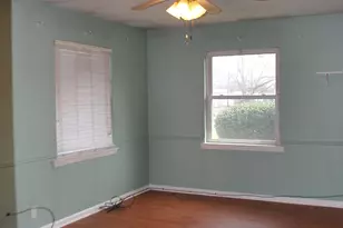 2604 W Johnson St, Denison, TX 75020 - Photo 4