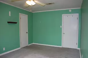 2604 W Johnson St, Denison, TX 75020 - Photo 10
