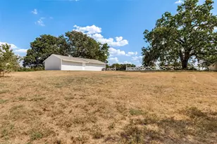 289 Sunset Dr, Springtown, TX 76082 - Photo 24