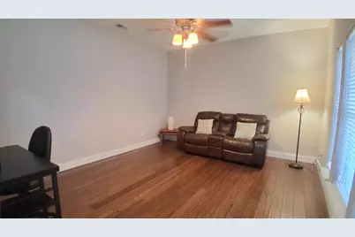 4503 Queenswood Drive, Grand Prairie, TX 75052 - Photo 8