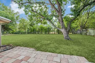 4221 Ashmore Dr, North Richland Hills, TX 76180 - Photo 12