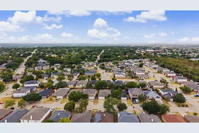 5225 Newcastle Lane, Fort Worth, TX 76135 - Photo 32
