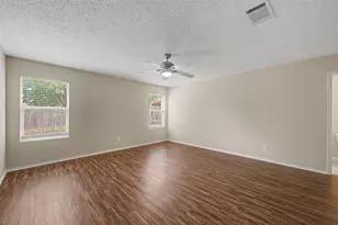 5225 Newcastle Ln, Fort Worth, TX 76135 - Photo 24