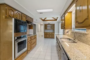 6024 Gentle Knoll Ln, Dallas, TX 75248 - Photo 6