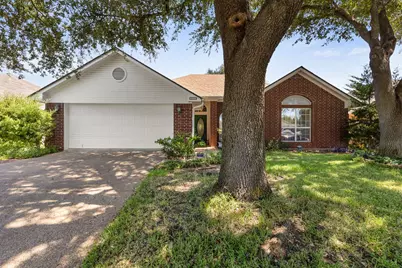 2800 Comanche Trail, Waco, TX 76712 - Photo 1