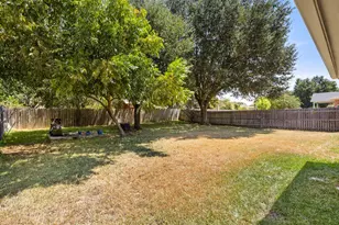 2800 Comanche Trail, Waco, TX 76712 - Photo 32