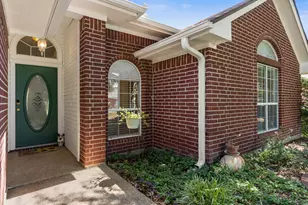 2800 Comanche Trail, Waco, TX 76712 - Photo 4