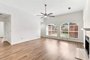 2126 Greenstone Trail, Carrollton, TX 75010 - Photo 6