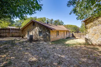 6940 Hatch Road, Fort Worth, TX 76135 - Photo 40