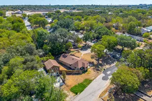 6940 Hatch Rd, Fort Worth, TX 76135 - Photo 6