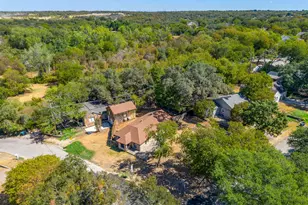 6940 Hatch Rd, Fort Worth, TX 76135 - Photo 4