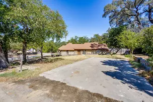 6940 Hatch Rd, Fort Worth, TX 76135 - Photo 10