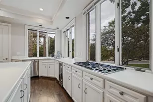 7744 Glen Albens Cir, Dallas, TX 75225 - Photo 10