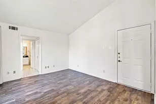 5909 Lake Hubbard Pkwy, Garland, TX 75043 - Photo 10