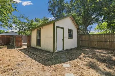 913 Tamara Lane, Grand Prairie, TX 75051 - Photo 26